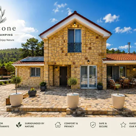 Pinecone Luxury * Louvaras