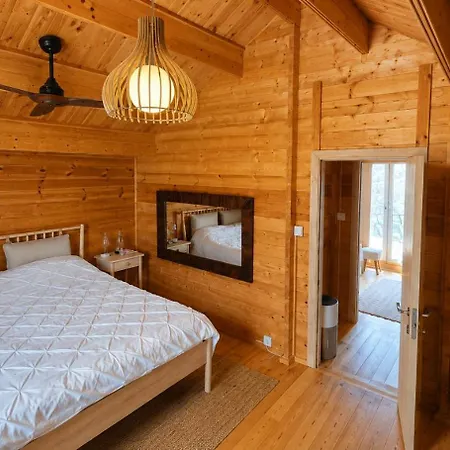 Pinecone Luxury Villa *