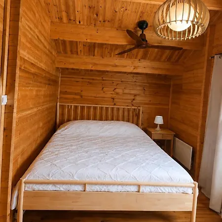 Pinecone Luxury Louvaras